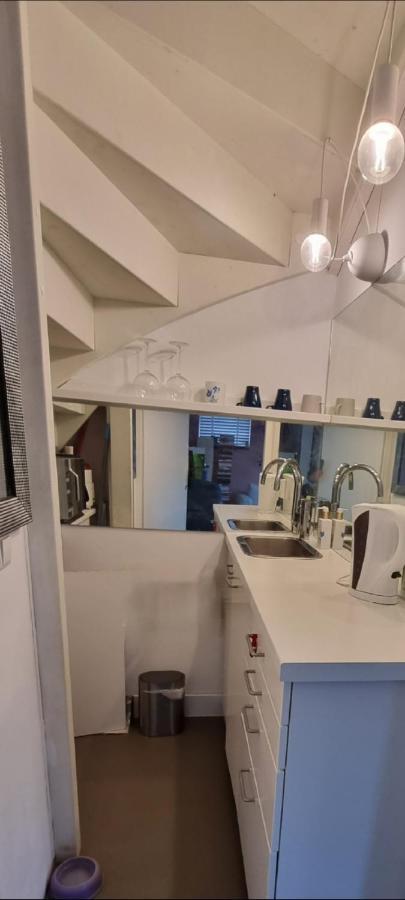Lovely 1 Bedroom Apartment With Garden Amsterdam Ngoại thất bức ảnh